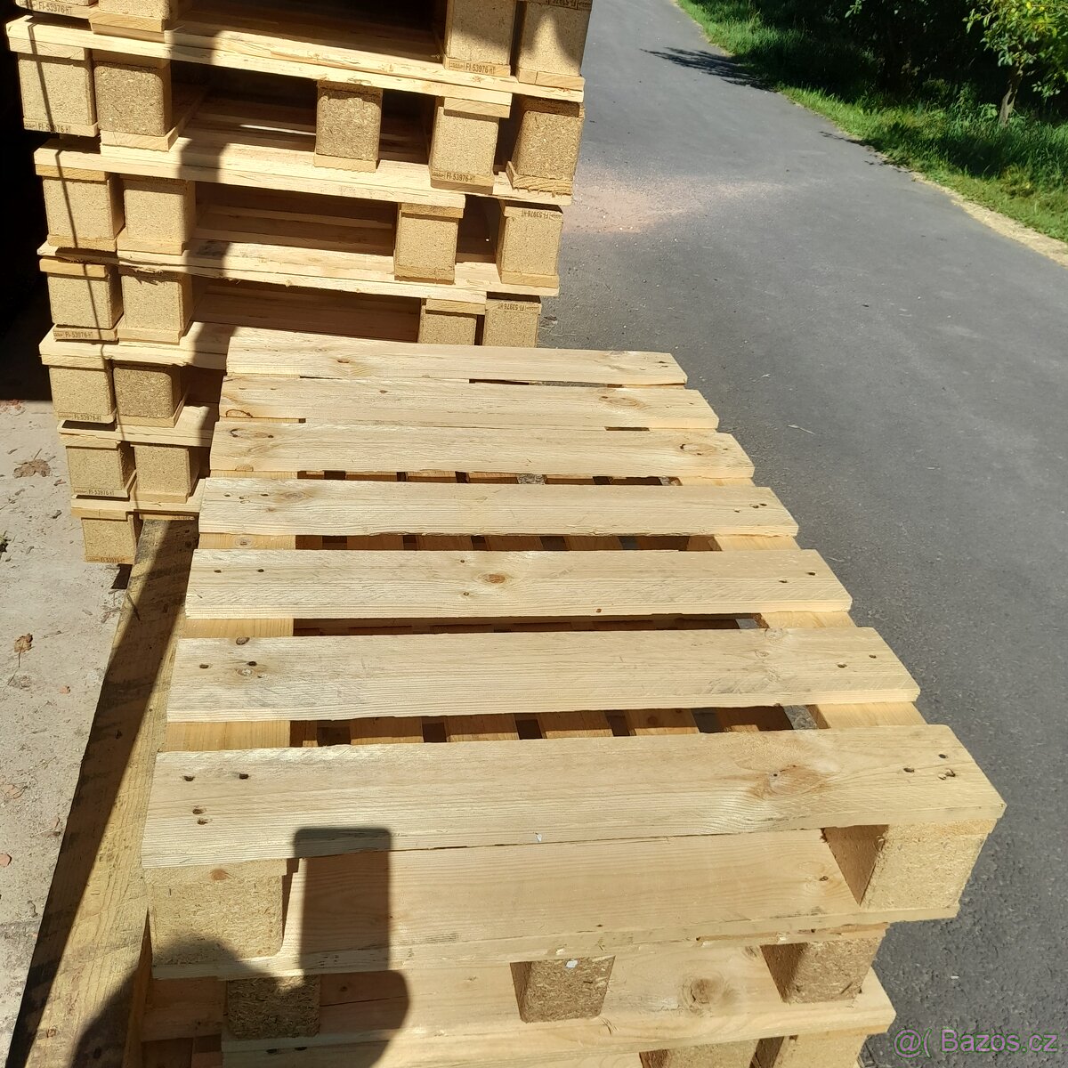 Nové dřevěné palety 60, 65, 70, 74 x 100 cm
