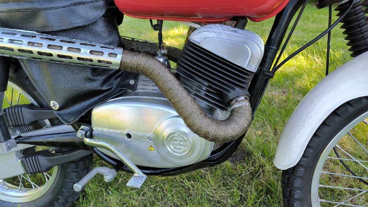 ČZ 472.6 kryt zapalování