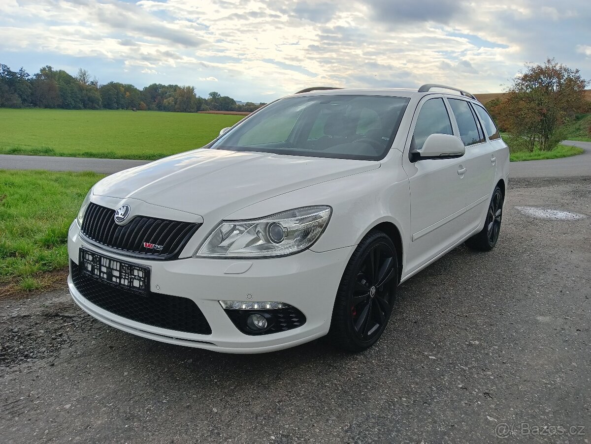 Škoda Octavia RS 2.0 TDI 125kw DSG Combi, Černá alcantara
