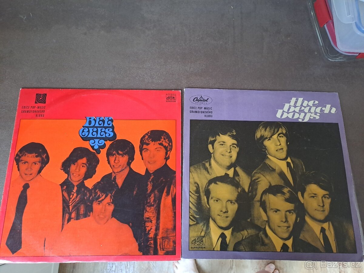 4 vinyl - Beatles, Bee gees, Beach boys - gramoklub