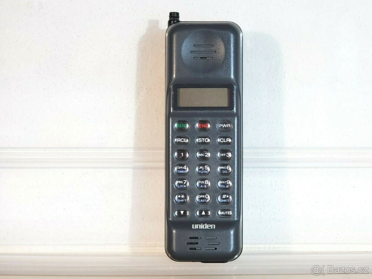 Mobilní telefony pro sběratele - rarity - UNIDEN AMPS