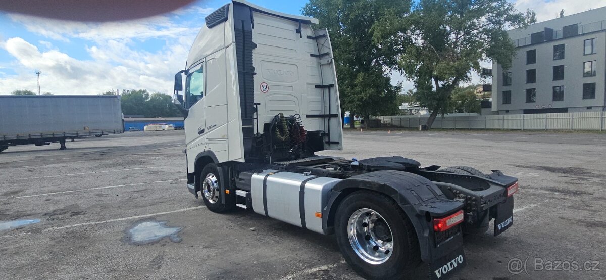 VOLVO FH 500 - TAHAČ NÁVĚSŮ