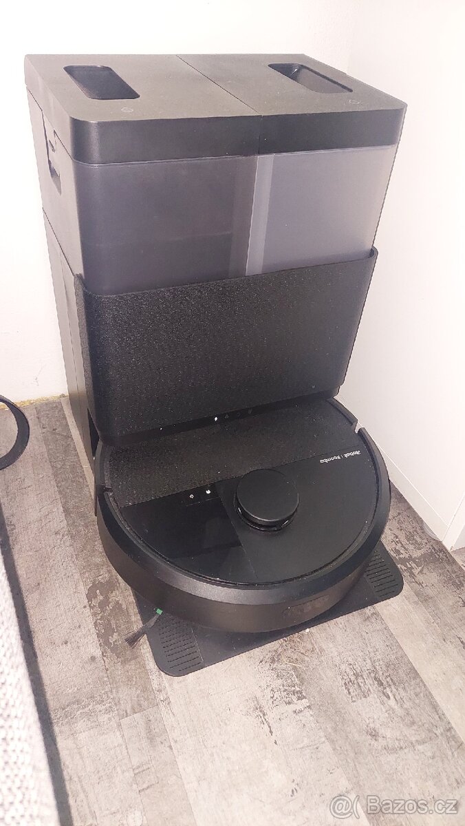 2 měsíce používaný iRobot Roomba plus 405 combo +