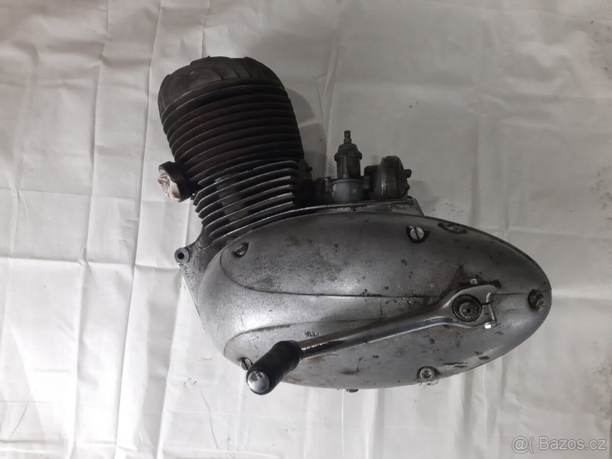Motor Jawa 250 pérák
