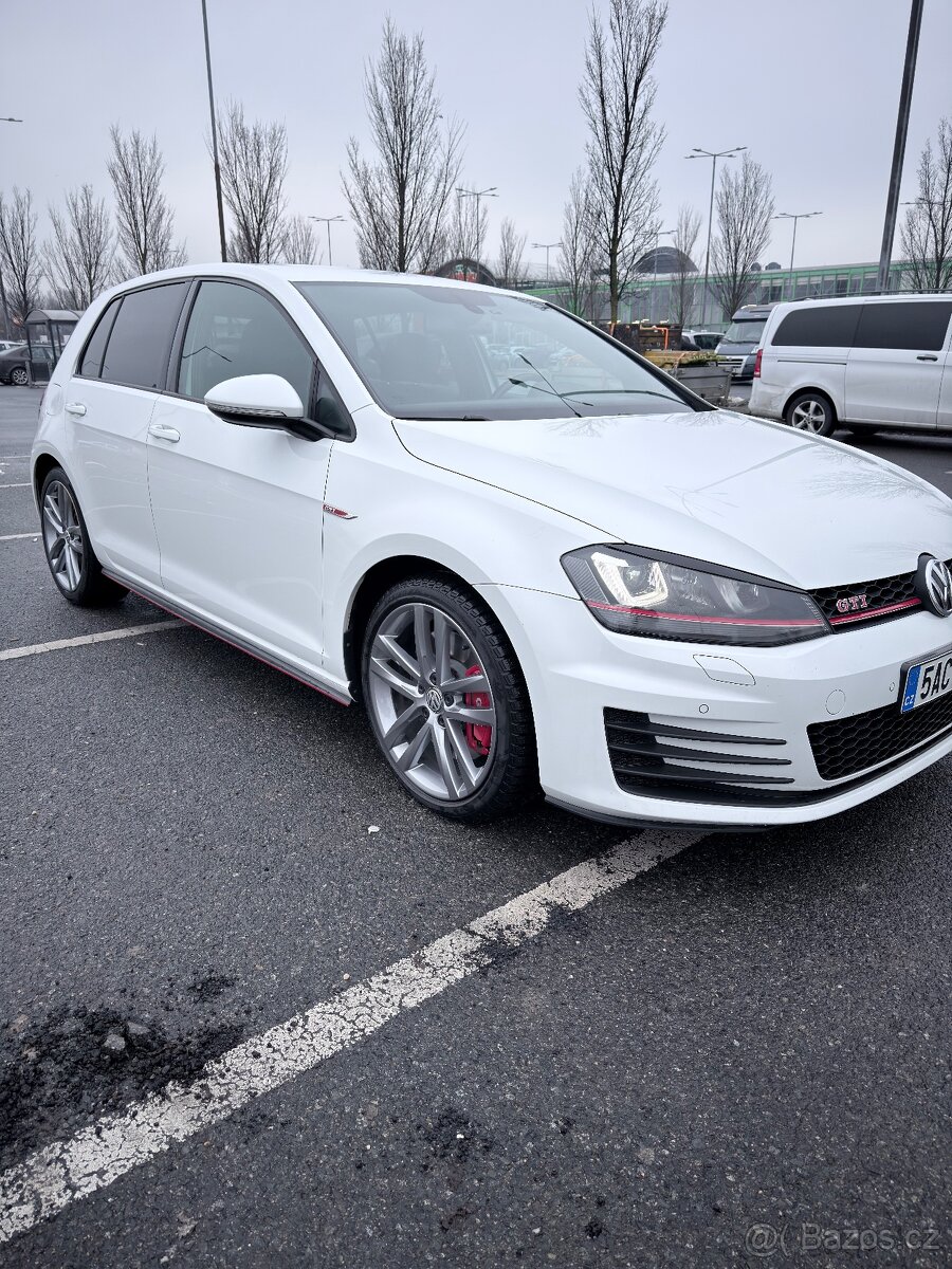 Volkswagen Golf 7 gti performance 169 kw