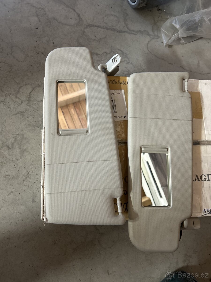 Stínítka Superb II