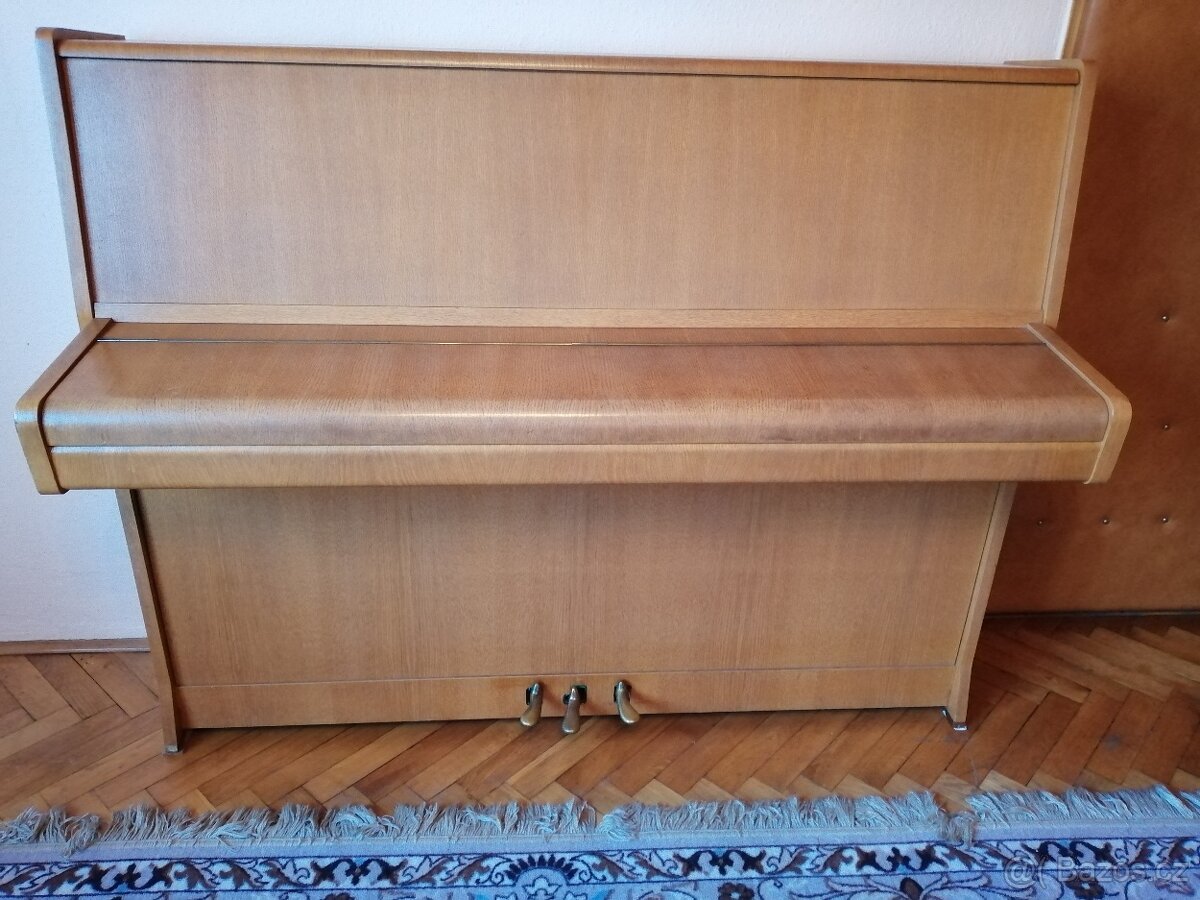 Prodám pianino Rösler