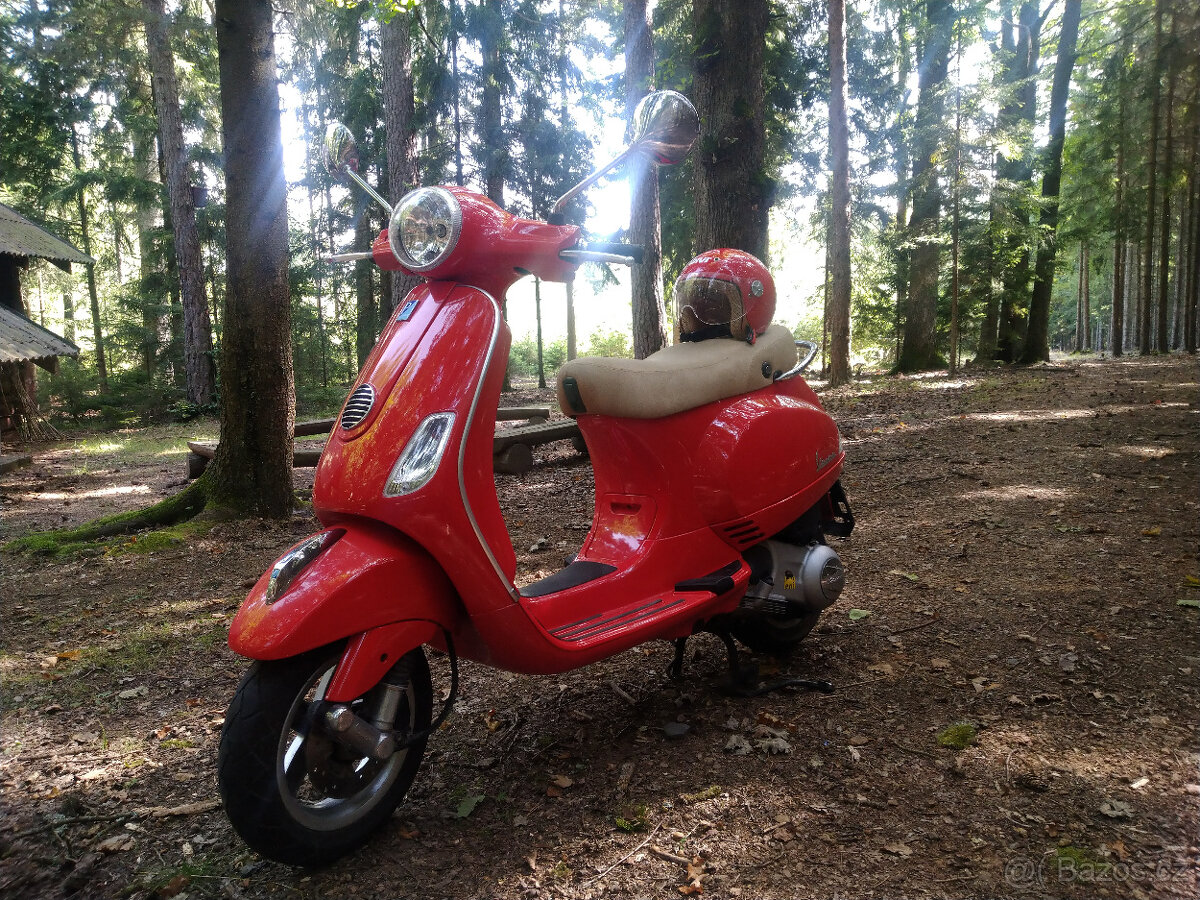 Vespa 125 LX ie