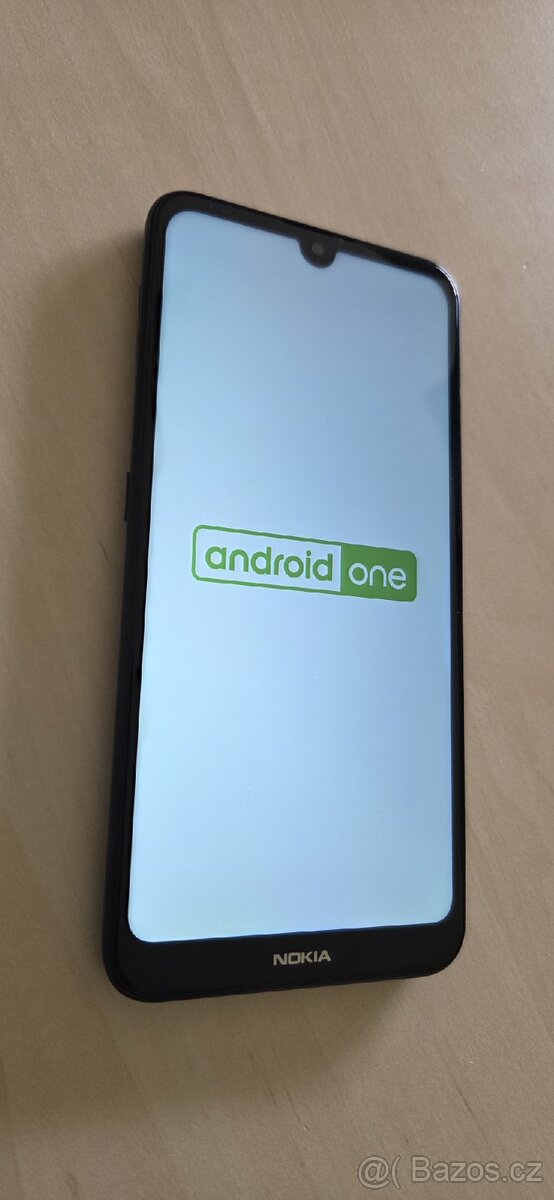Nokia 3.2 super výdrž, malé rozměry, Android One