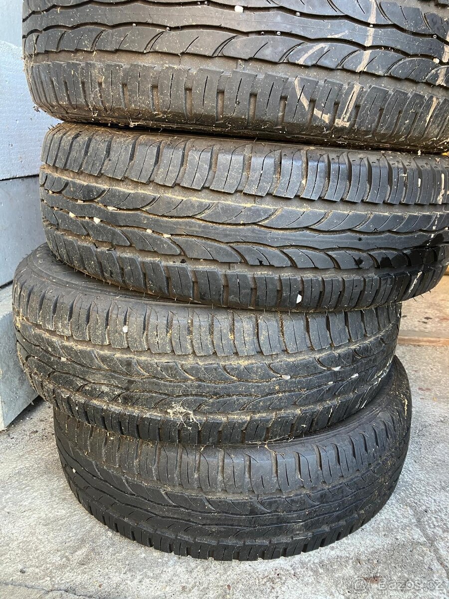 Prodám pneumatiky 185/60R15