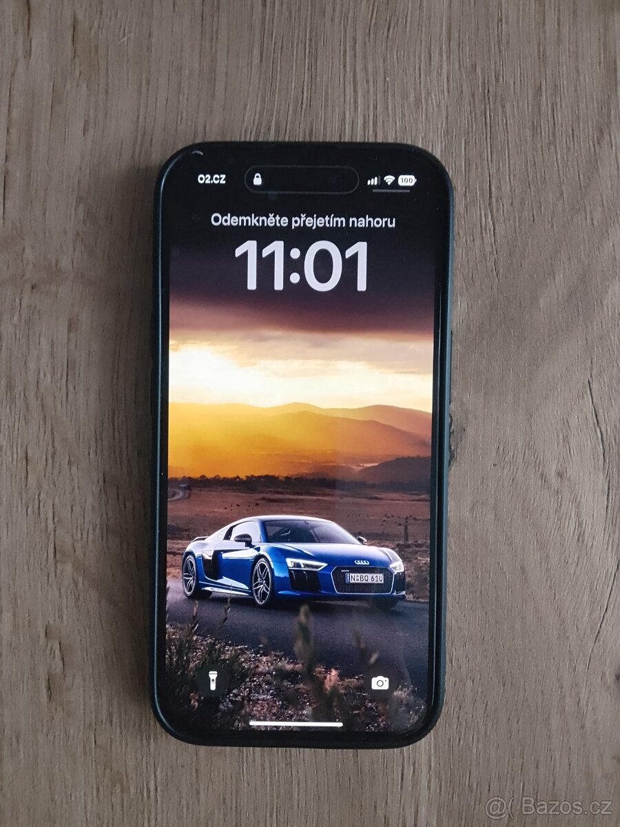iPhone 15 128GB Black : mobil + příslušenství