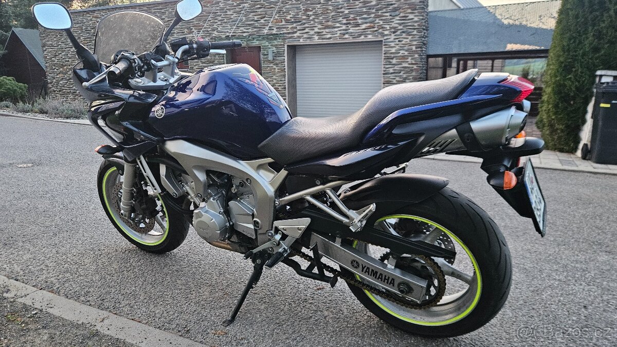 Yamaha FZ6 Fazer motocykl