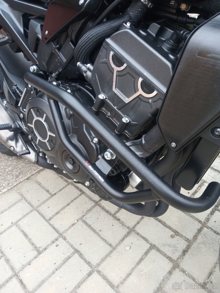 Padací rám SW motech