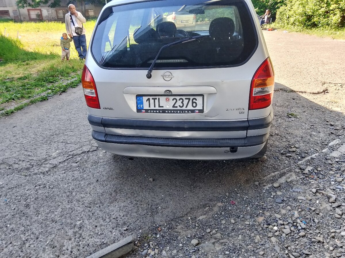 Prodám auto značky Opel Zafira 1.6