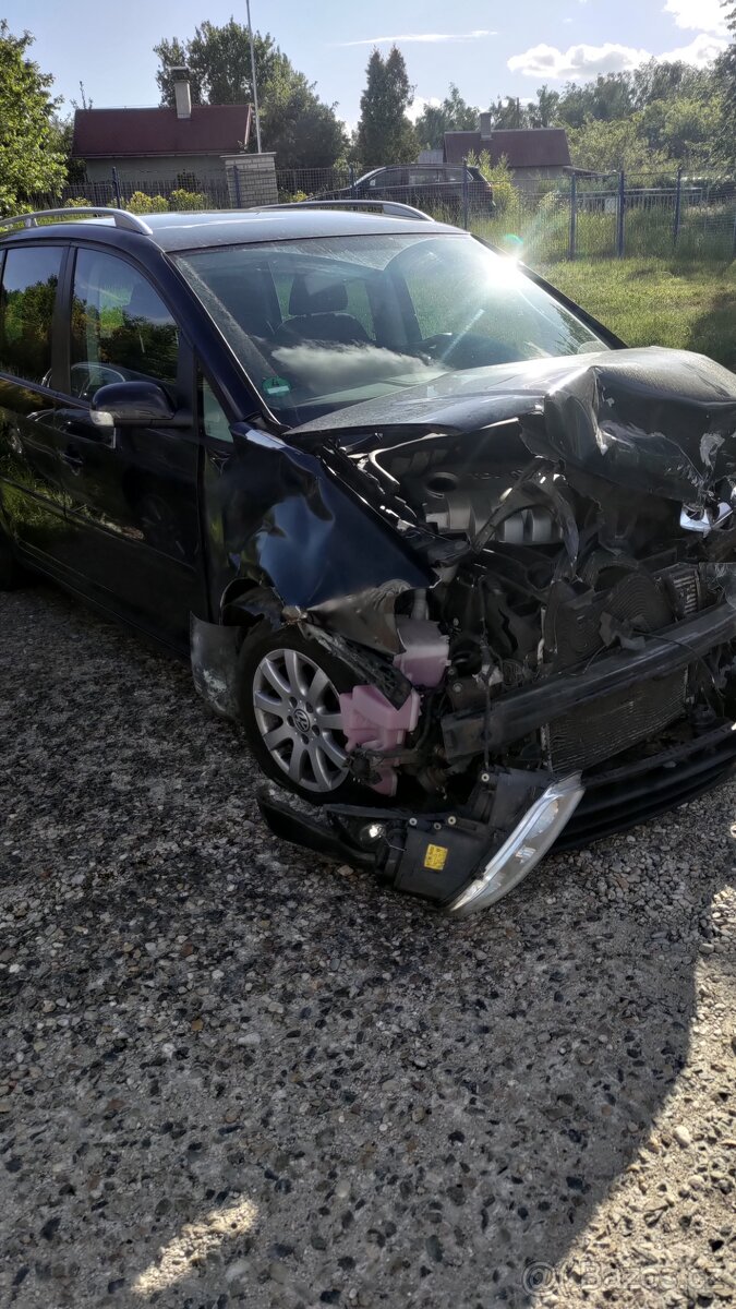 Volkswagen touran na díly