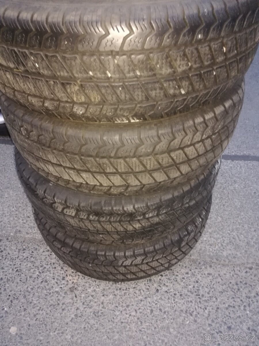195 /70R15c