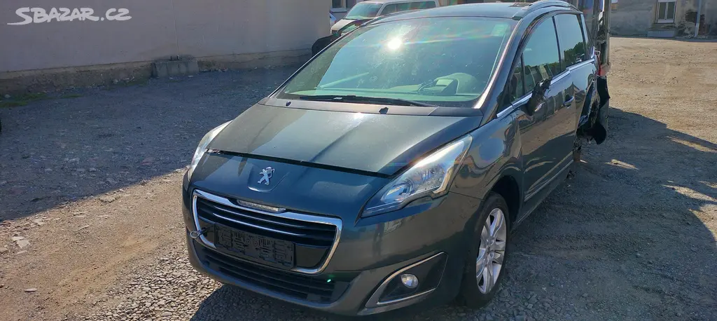 Peugeot 5008 FL, 5FV. 115kw, barva KTP