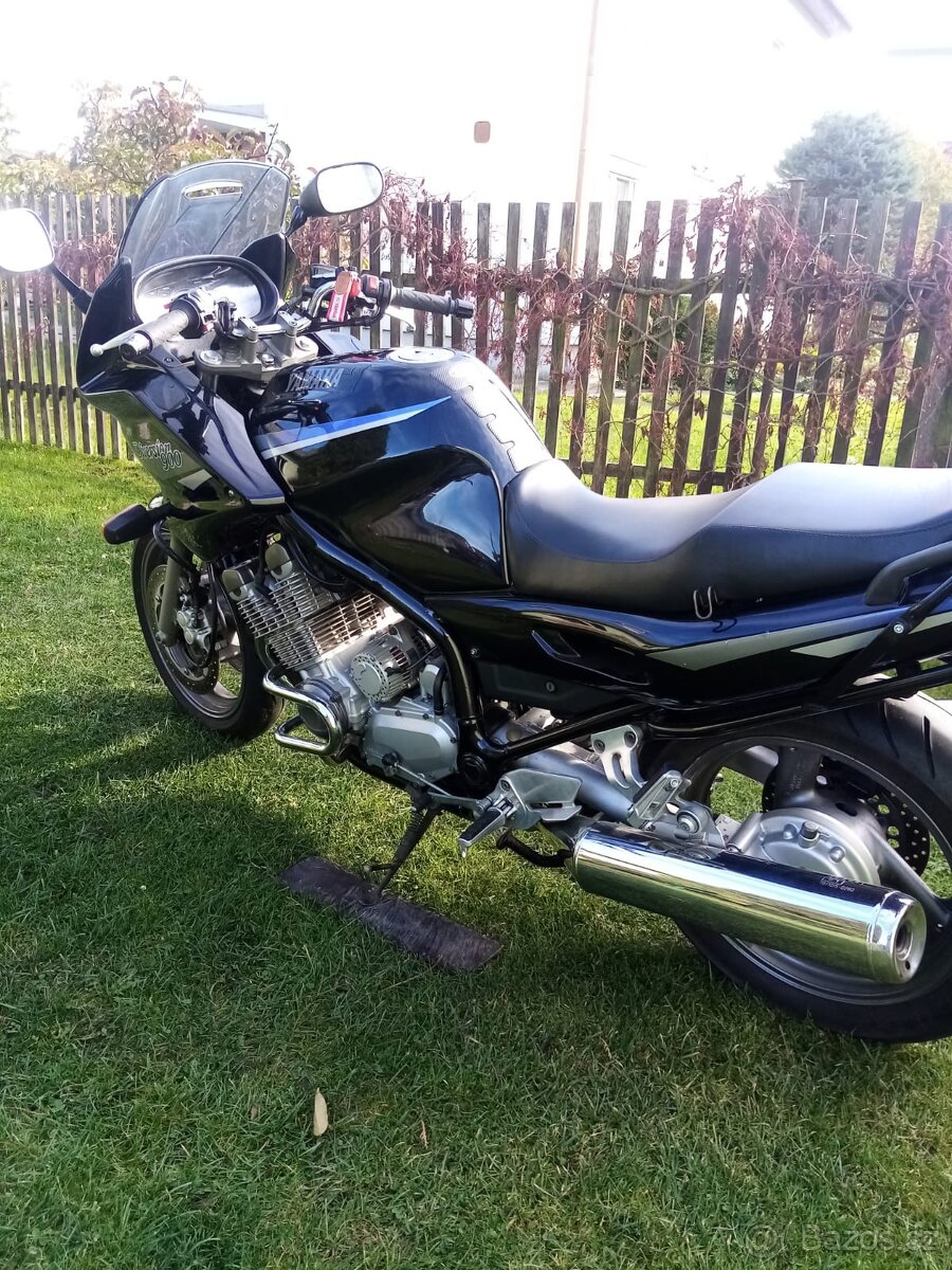 Yamaha Diversion XJ 900S