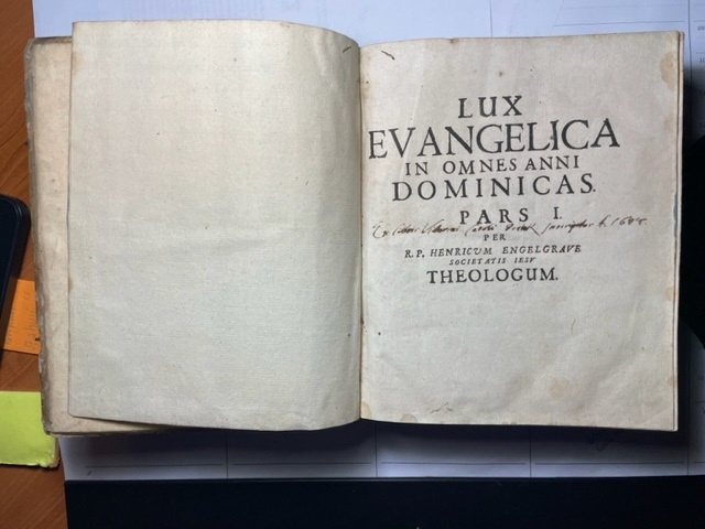 Staré knihy, rok vydání 1677 a 1682