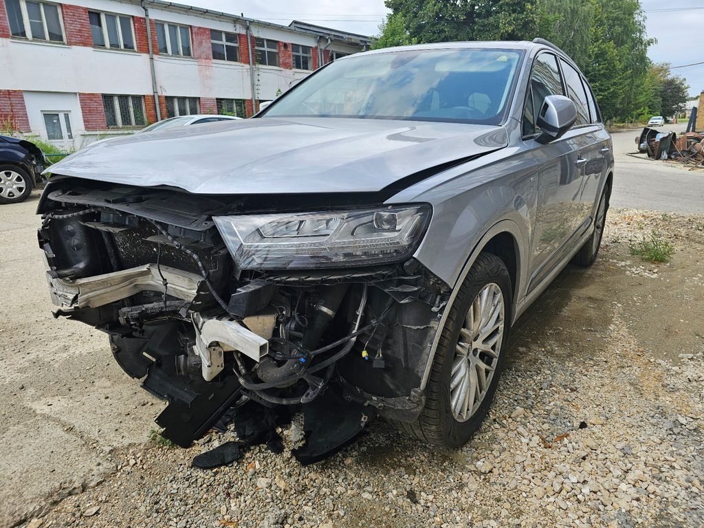 koupim dily Audi Q7 16-25 4M predek karoserie