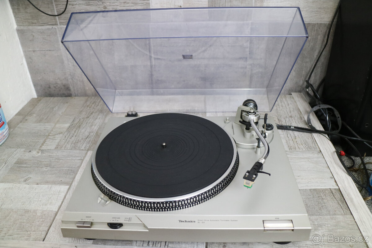 Gramofon Technics SL-D2