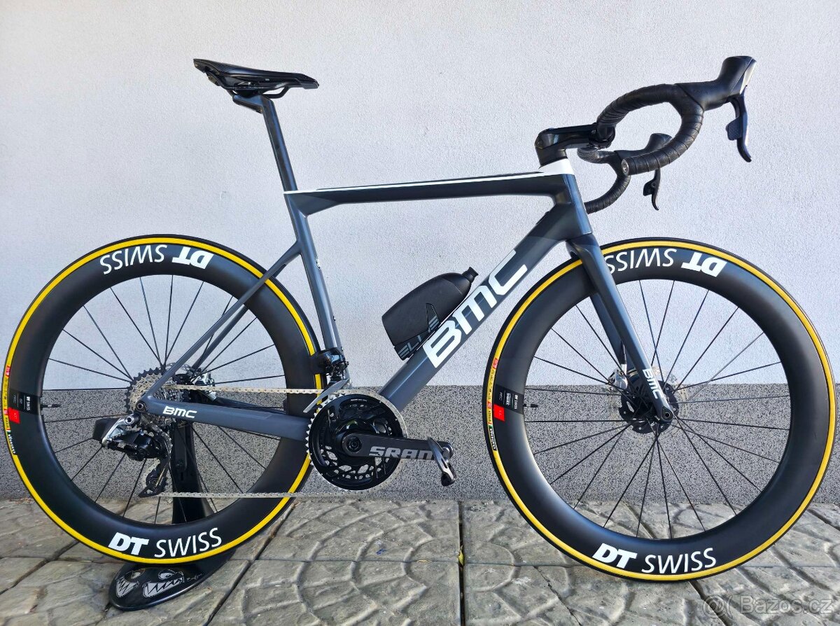 Silniční kolo BMC Teammachine SLR01 ONE Carbon 2020 SRAM RED