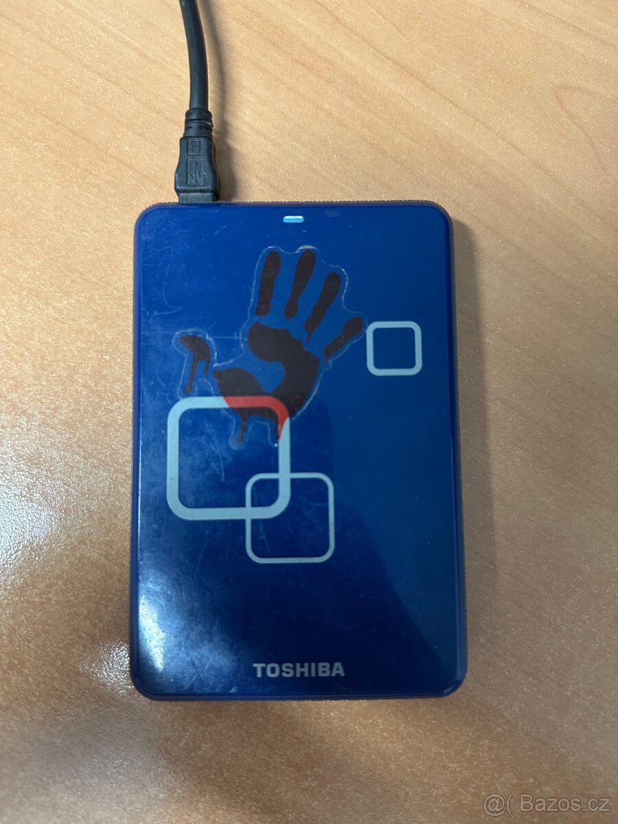 Externí disk 750GB
