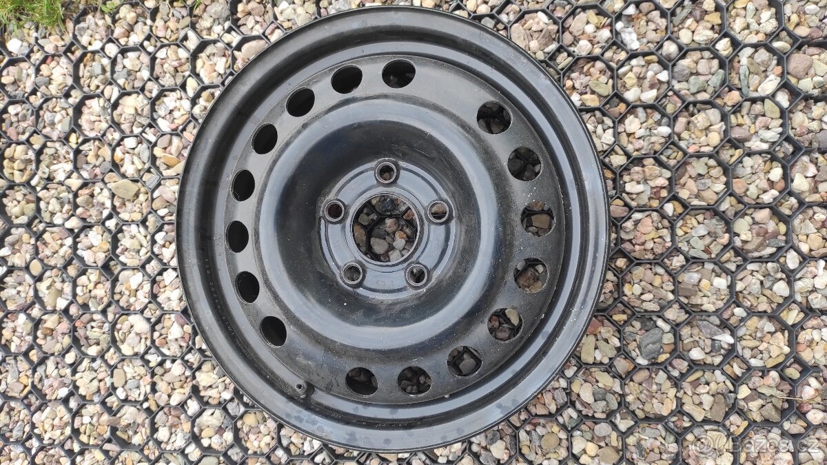 Opel disk skoro nový