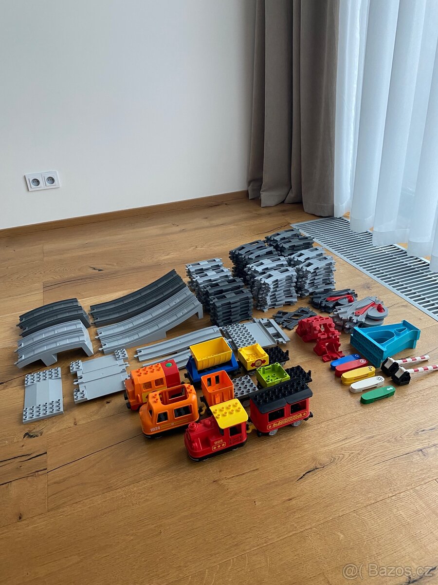 Velká sada Lego Duplo koleje (166Ks)