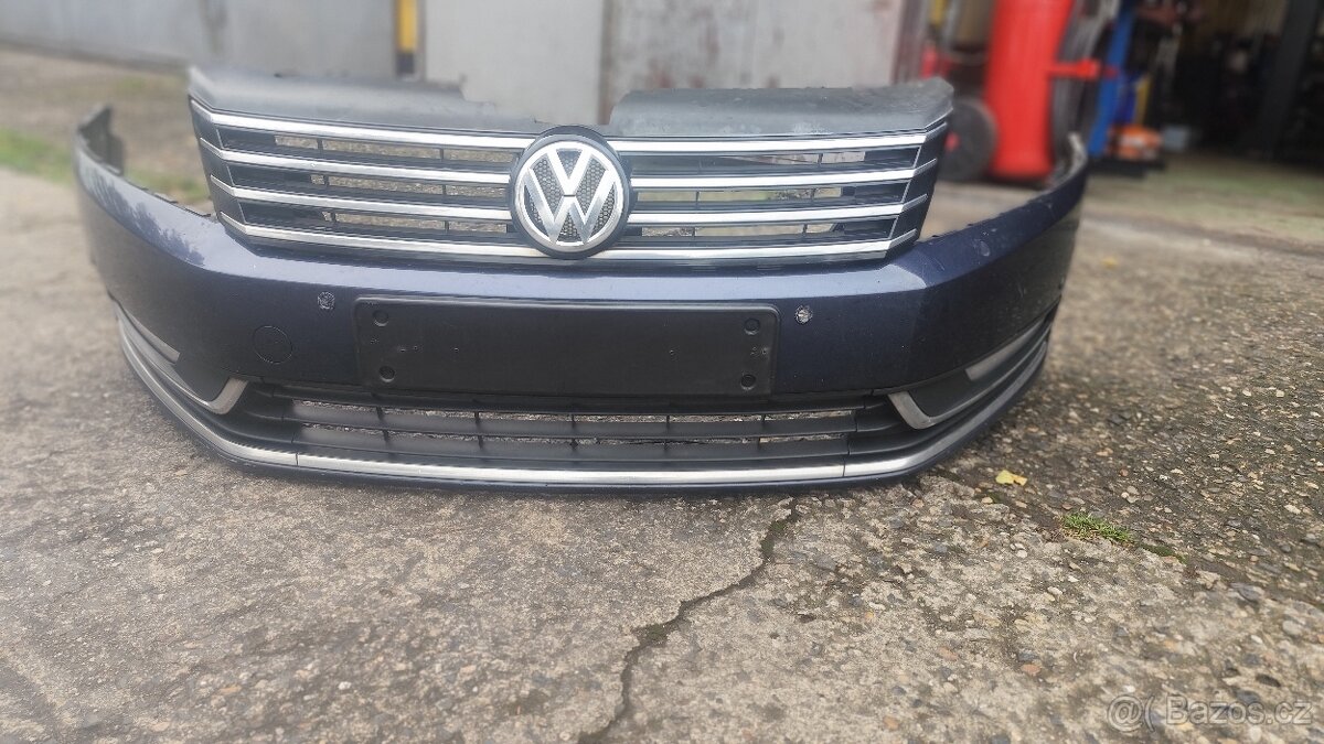 Přední nárazník VW Passat B7 barva LH5X
