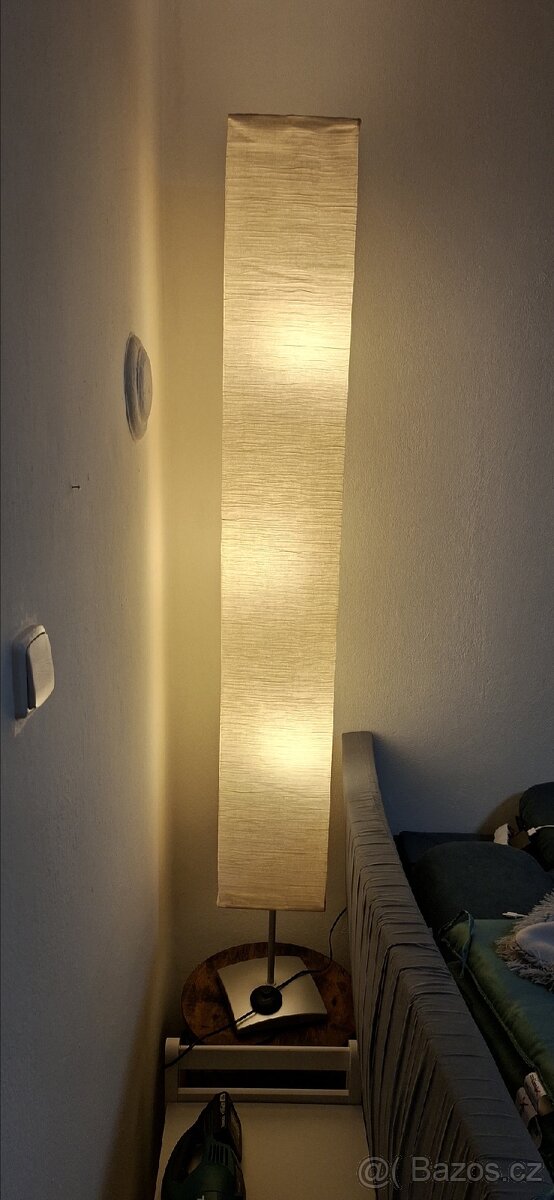 Stojací lampa 3x Led žárovky 22x22x174 cm