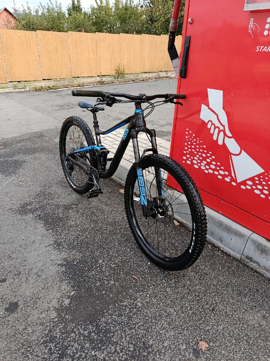 Celoodpružené kolo Giant anthem 2