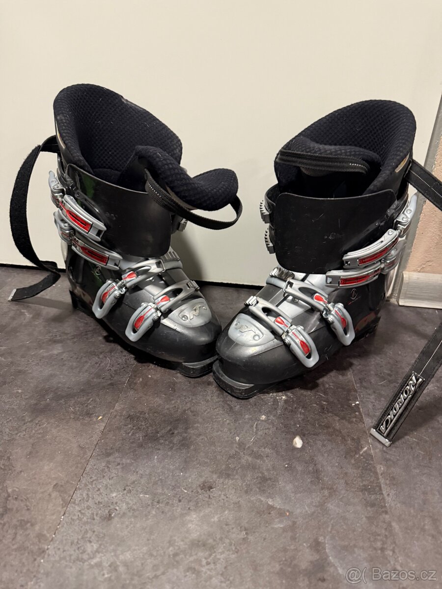 Lyžařské boty nordica, velikost 44