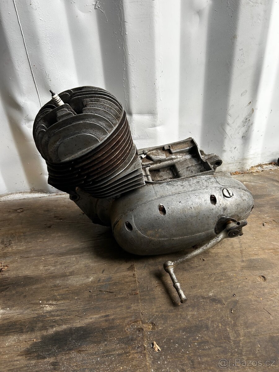 Motor čz 175/450