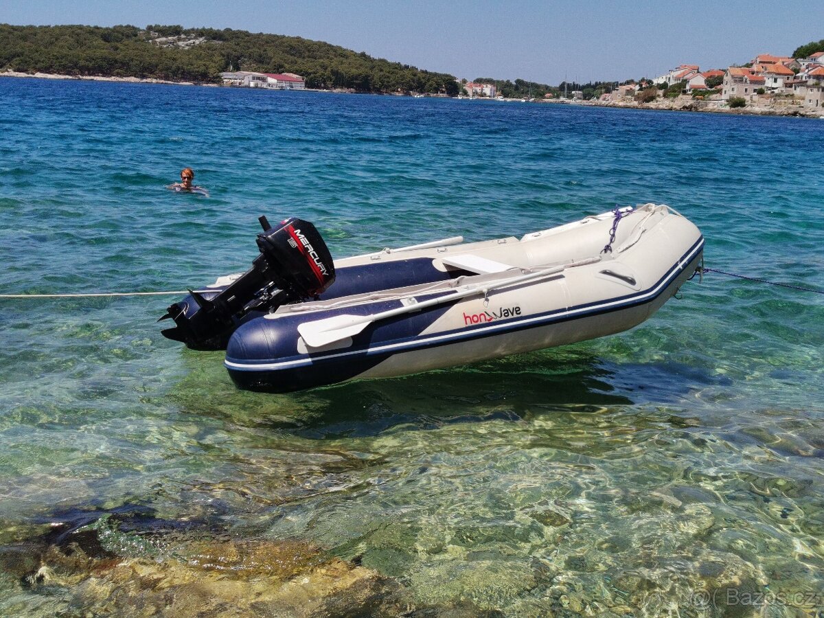 Nafukovací člun Honda