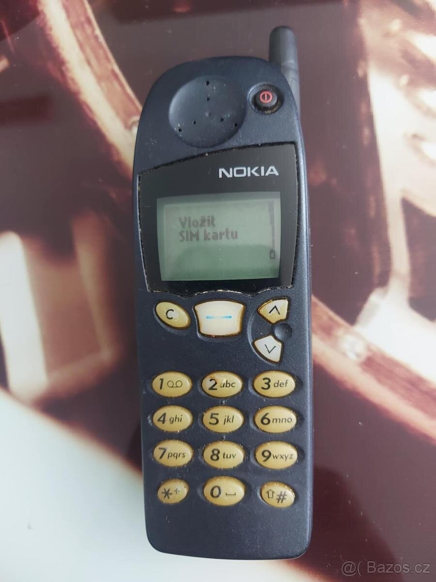 NOKIA 5110.