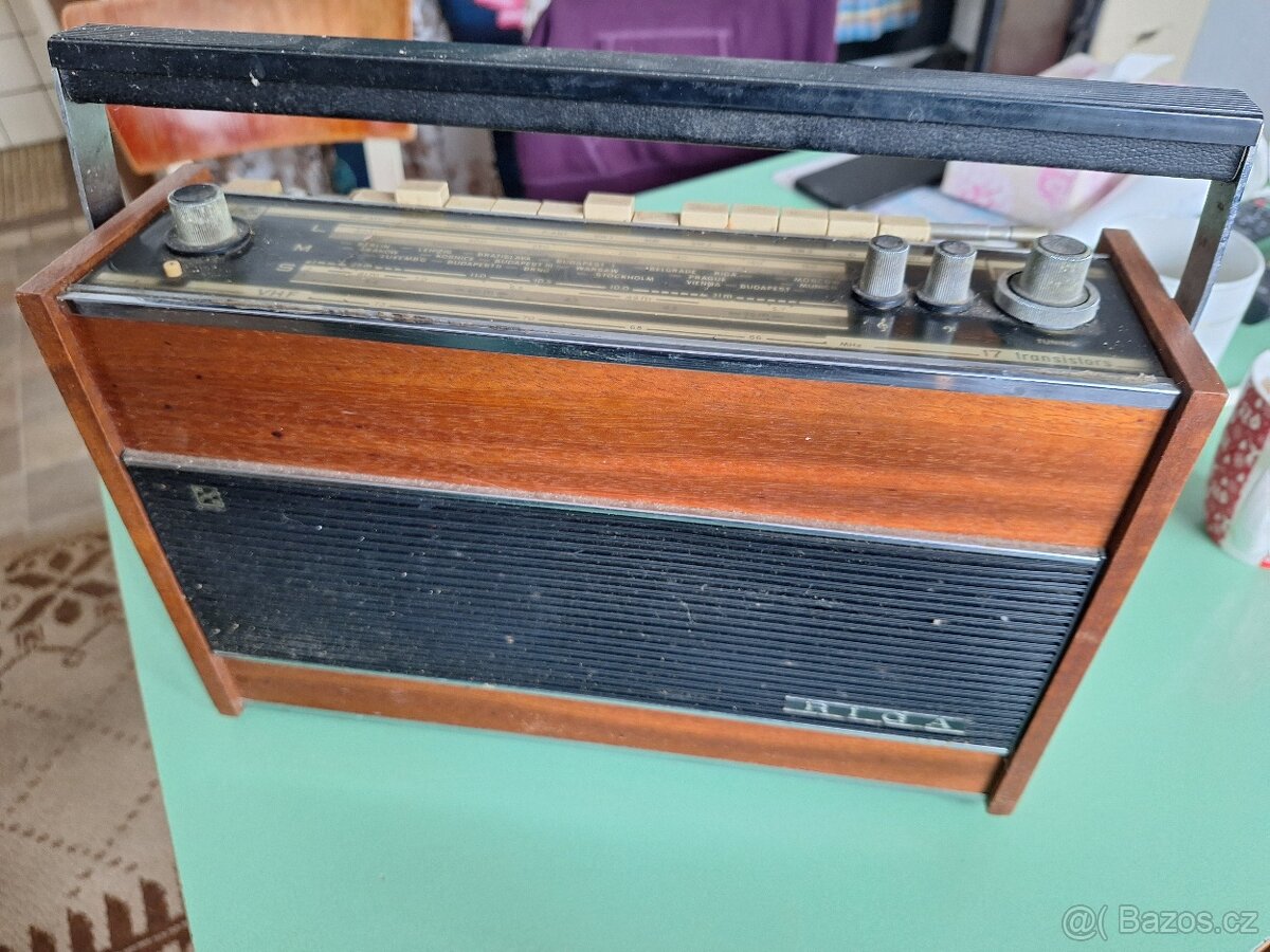 retro vintage radio Riga
