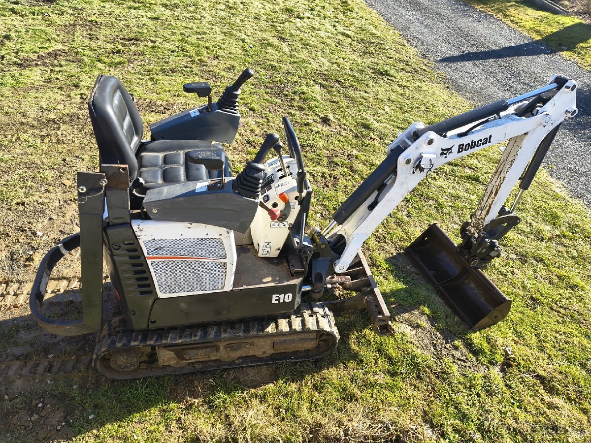 Bobcat E10