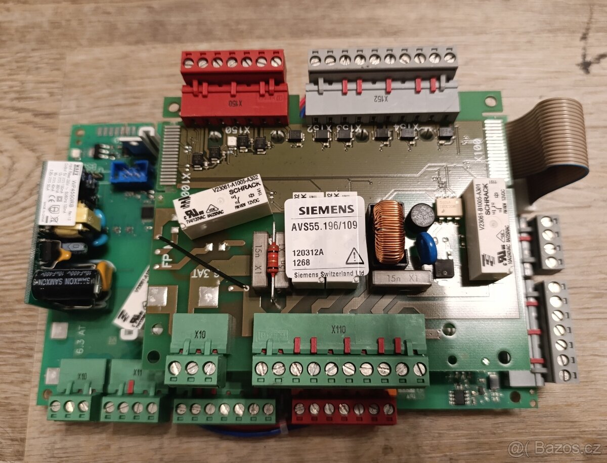 Regulátor pro tepelné čerpadlo Siemens RVS 21