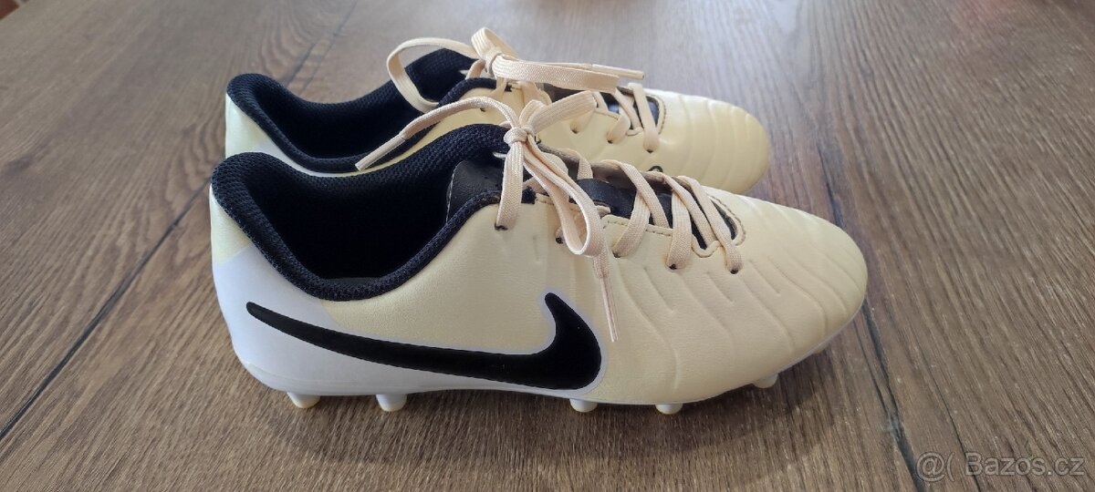 Kopačky Nike vel. 34