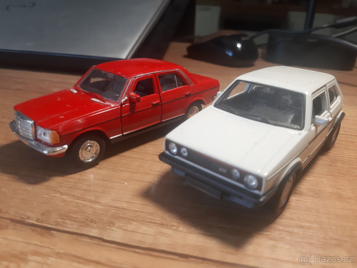 Modely aut, kovové 1:34 cca, Welly, Maisto, VW MK1, Trabant