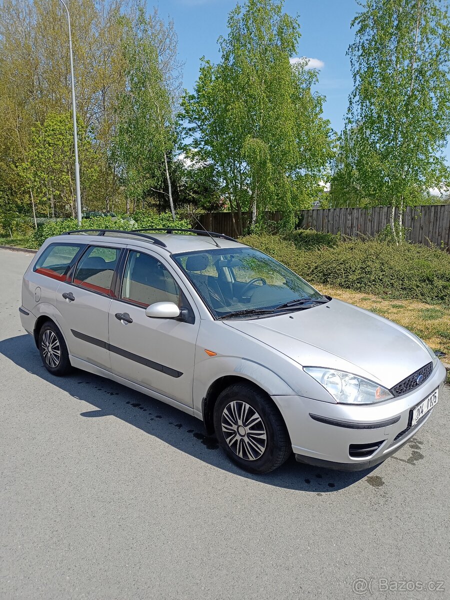 Prodám Ford Focus 1,6 benzín, 74kw, r.v. 2002