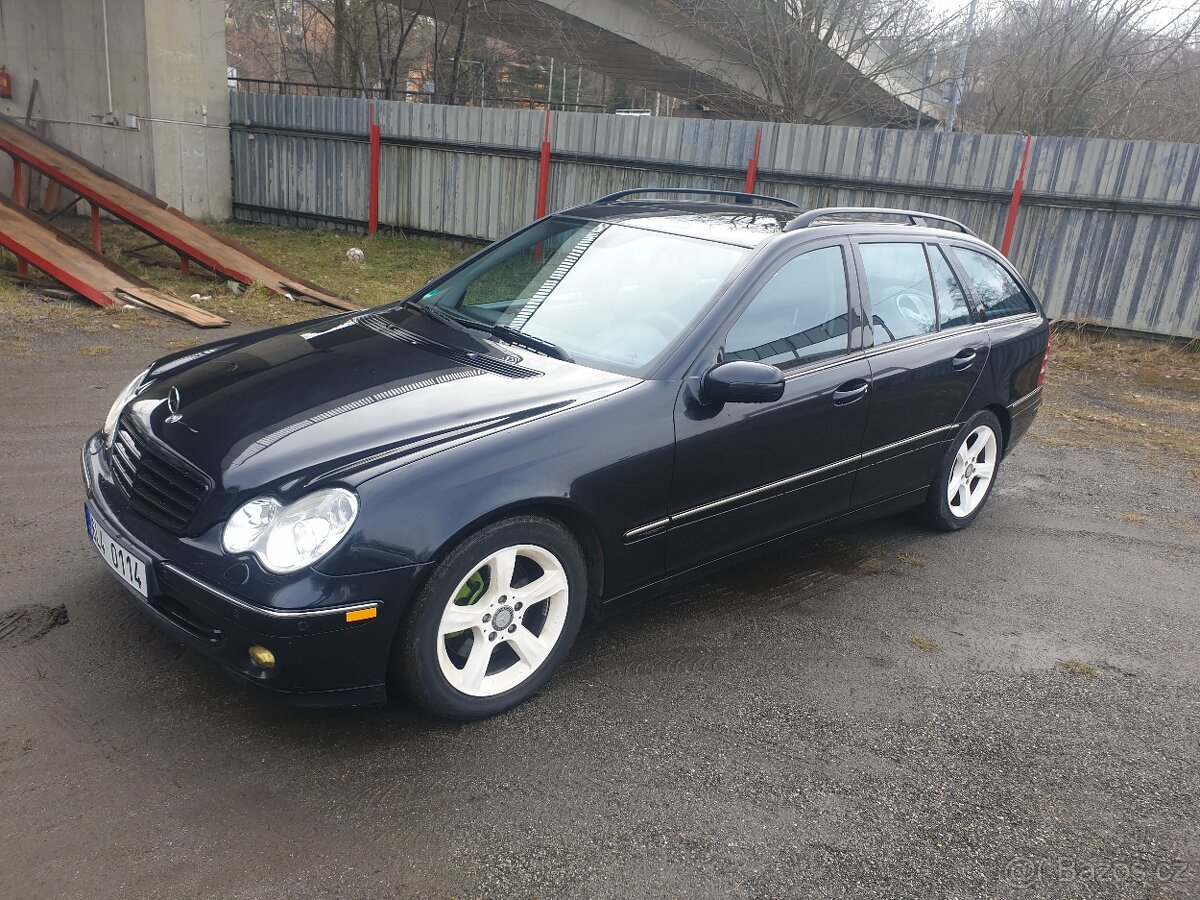 mercedes benz C 3.0 benzín 4 x 4 6V