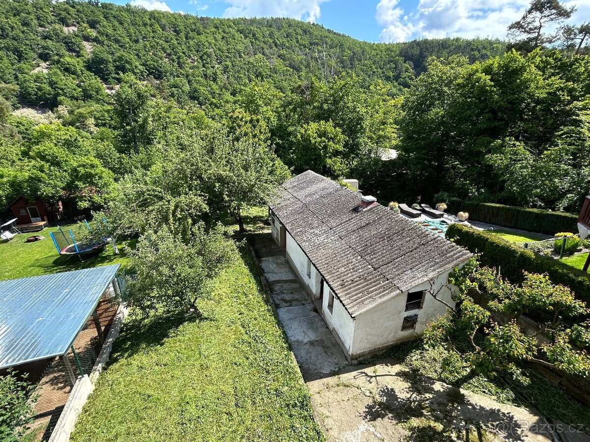 Prodám RD ve Všenorech