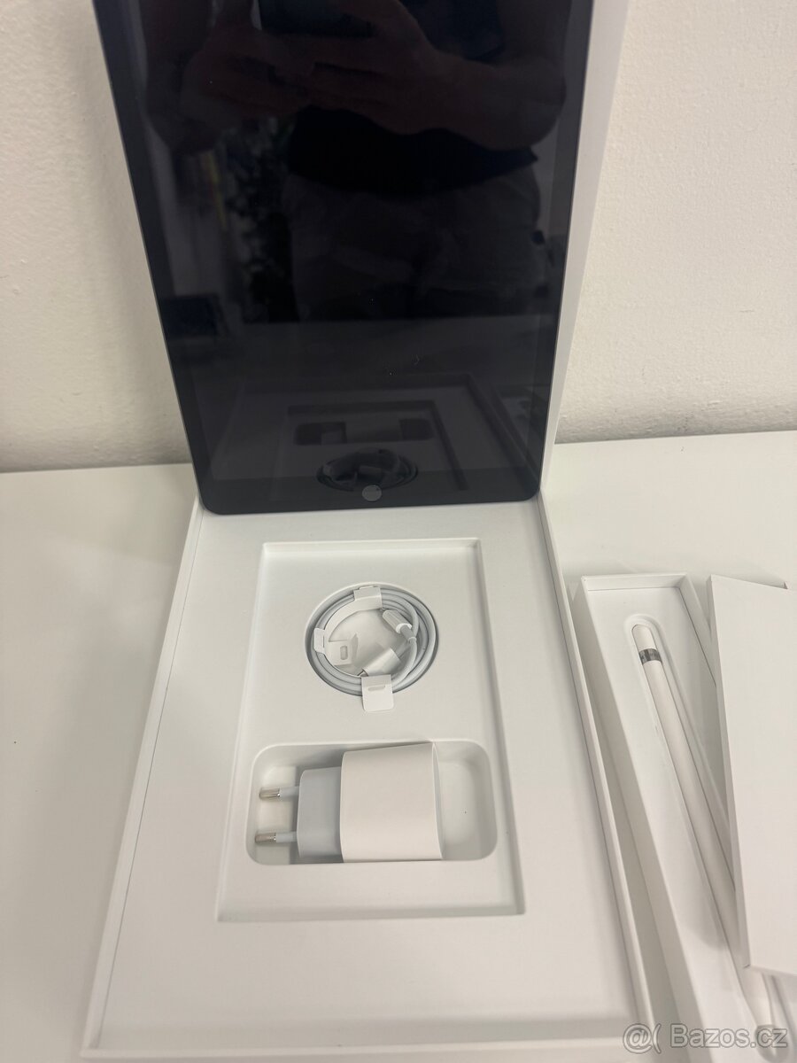 iPad 9 10,2” 64GB space grey + záruka
