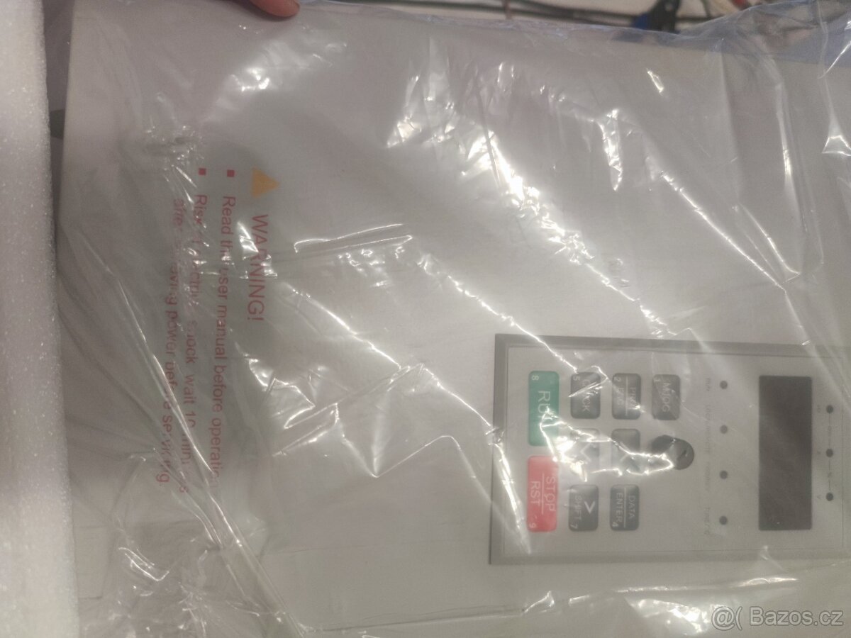Frekvenčni menič 15kw 3ph aj 18kw