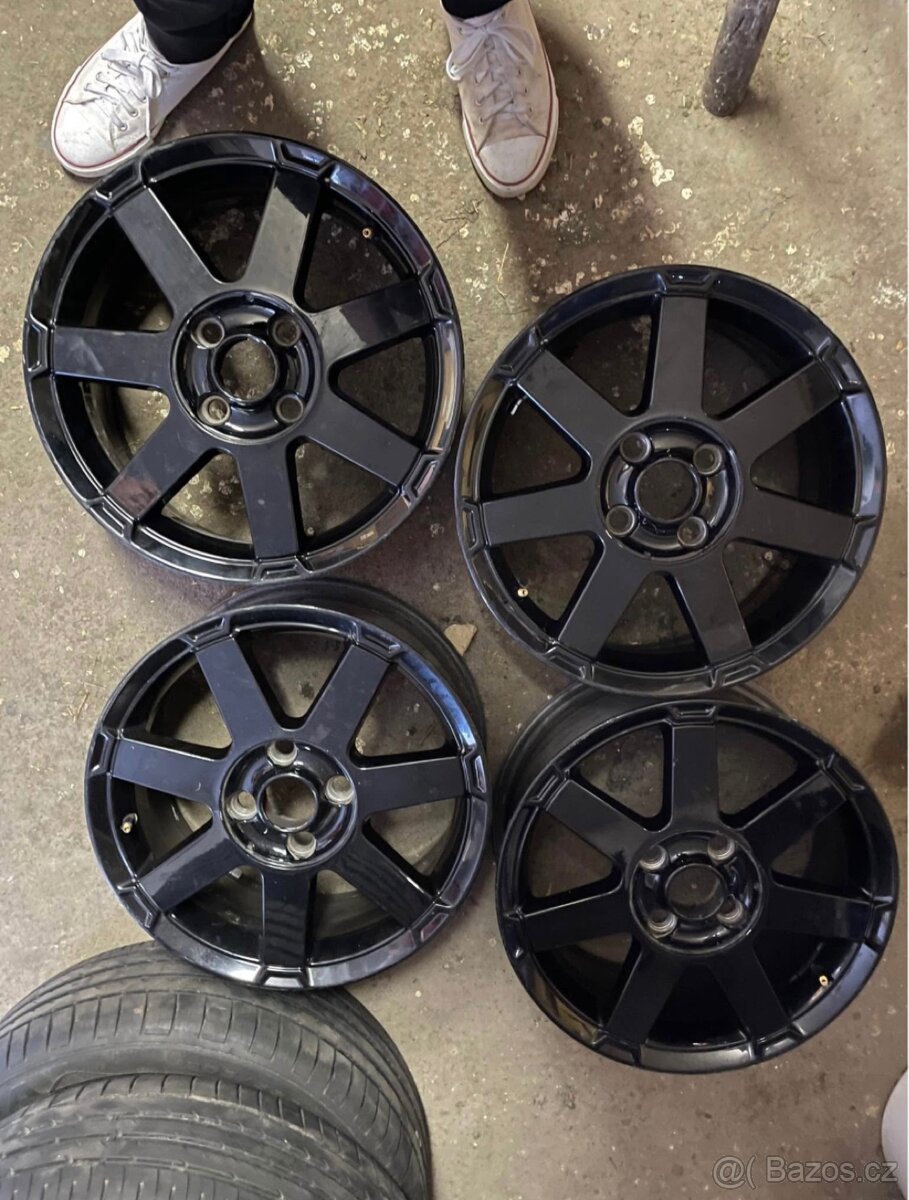 ALU kola originál Ford