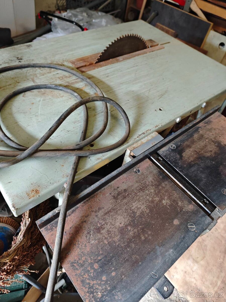 Cirkulárka s hoblovačkou NAREX