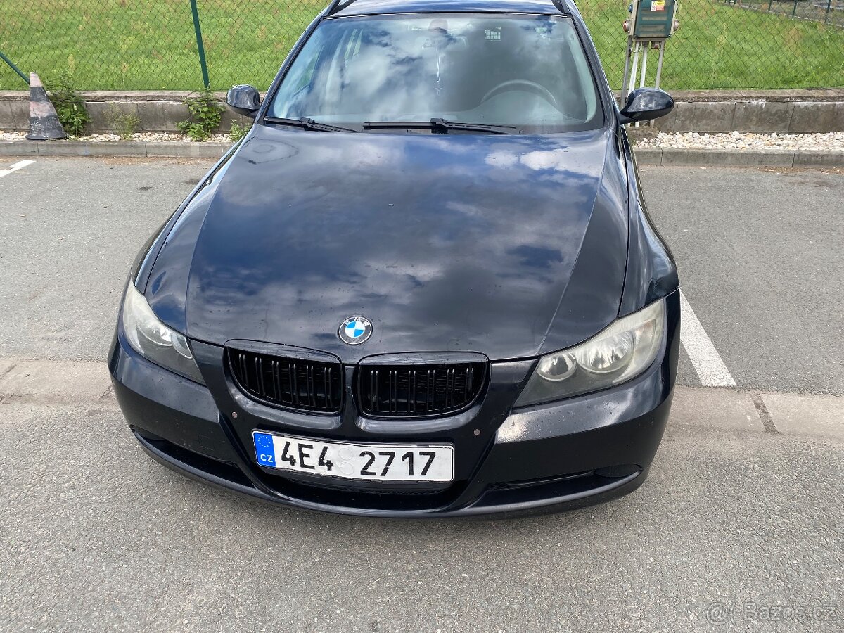 BMW E91 320 120KW rok 2007
