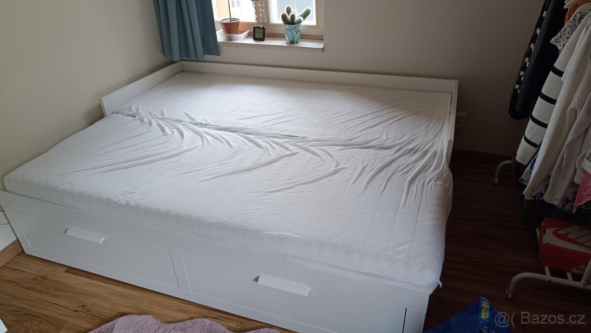 prodám postel MRIMNES (IKEA)